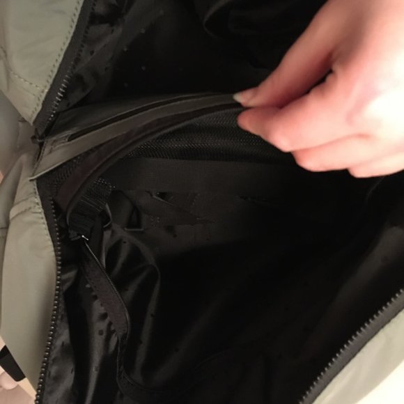 Kate spade olive green travel duffle workout yoga tote bag sample piece nwt - Picture 16 of 16